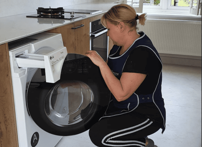 How Much Does a Housekeeper Cost? Cleaning Express